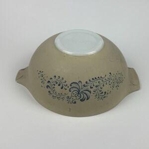 Vintage PYREX HOMESTEAD Cinderella Mixing Bowl #443 (2.5 Qt)